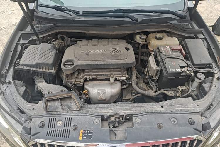 Used Buick GT 2015 15N Automatic Elite Version Engine Bay