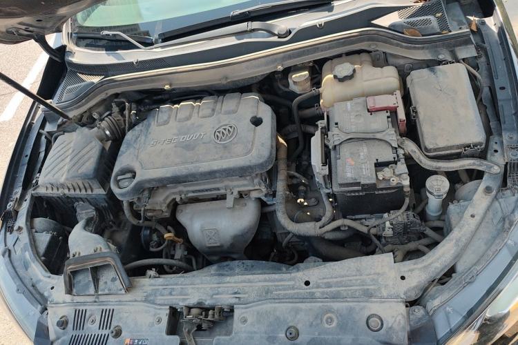Used Buick GT 2015 15N Automatic Deluxe Edition Engine Bay