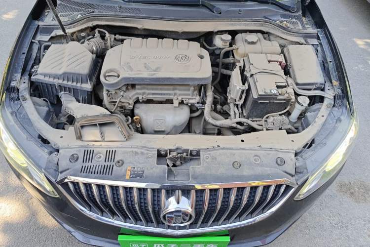 Used Buick GT 2015 15N Manual Entry-Level Trim Engine Bay