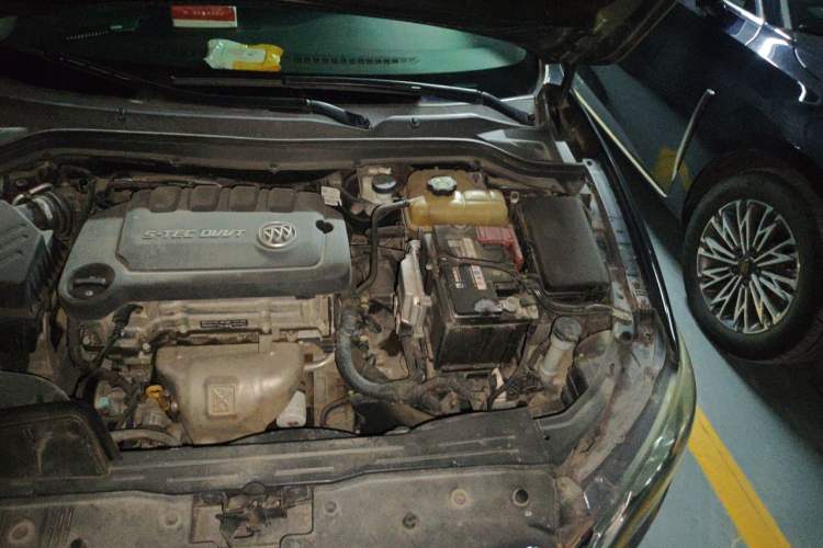Used Buick GT 2015 15N Automatic Elite Version Engine Bay Left