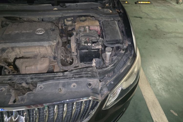 Used Buick GT 2015 15N Manual Elite Edition Engine Bay Left