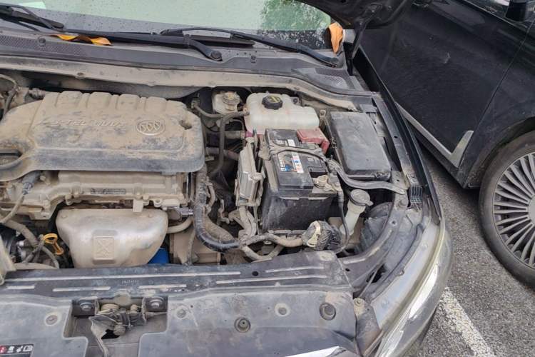 Used Buick GT 2015 15N Manual Entry-Level Trim Engine Bay Left