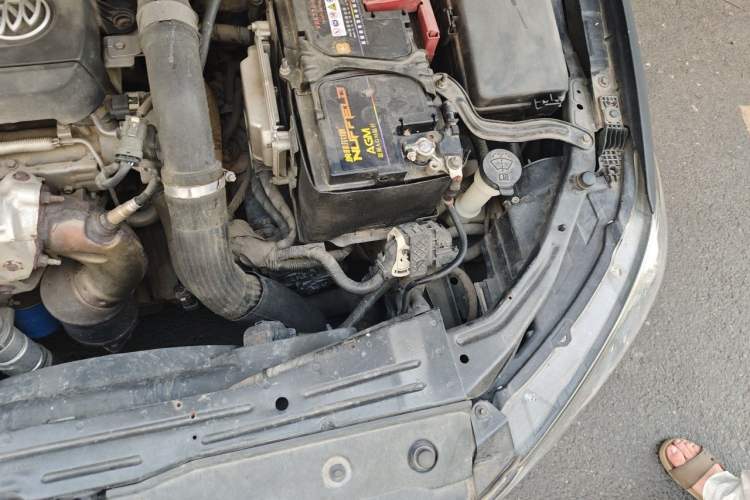 Used Buick GT 2015 18T Dual-Clutch Elite Model Engine Bay Left