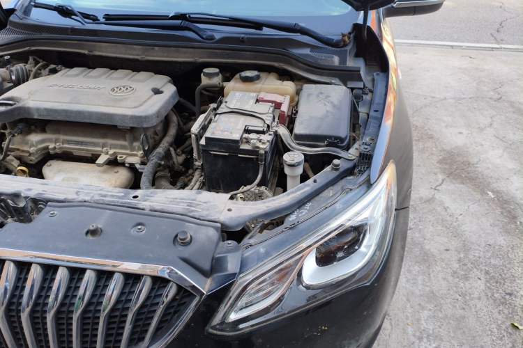 Used Buick GT 2015 15N Automatic Elite Version Engine Bay Left