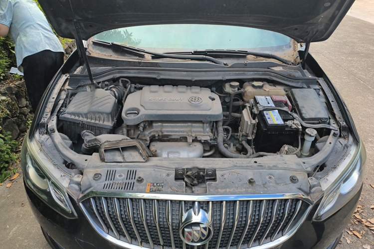 Used Buick GT 2015 15N Automatic Elite Version Engine Bay