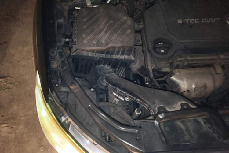 Used Buick GT 2015 15N Automatic Entry-Level Trim Engine Bay Right