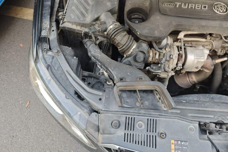 Used Buick GT 2015 18T Dual-Clutch Elite Model Engine Bay Right