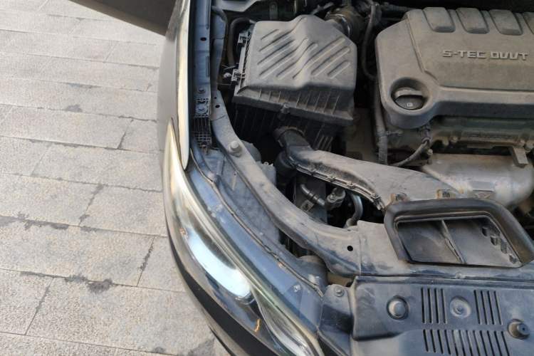 Used Buick GT 2015 15N Manual Elite Edition Engine Bay Right