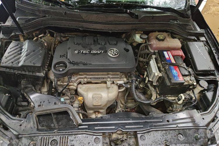 Used Buick GT 2015 15N Manual Entry-Level Trim Engine Bay