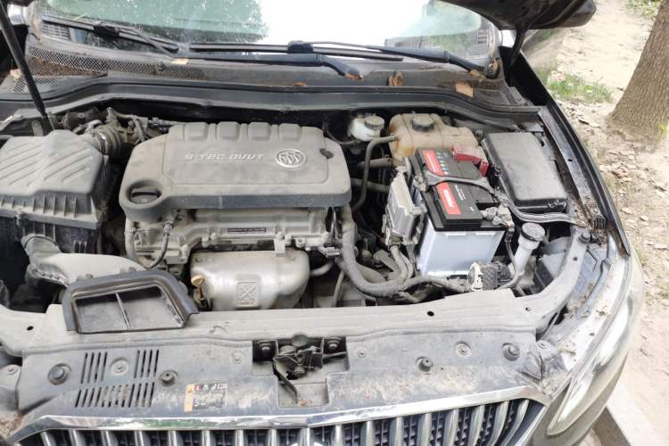 Used Buick GT 2015 15N Manual Elite Edition Engine Bay