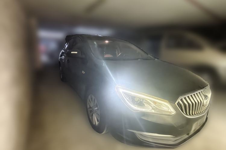 Used Buick GT 2015 15N Automatic Entry-Level Trim Front Right 45 Deg