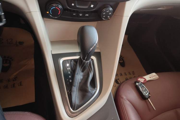 Used Buick GT 2015 15N Automatic Elite Version Gear Lever
