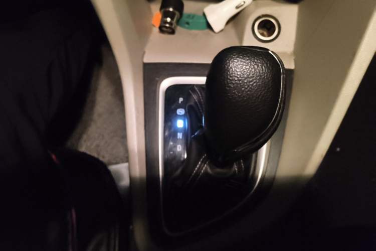 Used Buick GT 2015 15N Automatic Entry-Level Trim Gear Lever