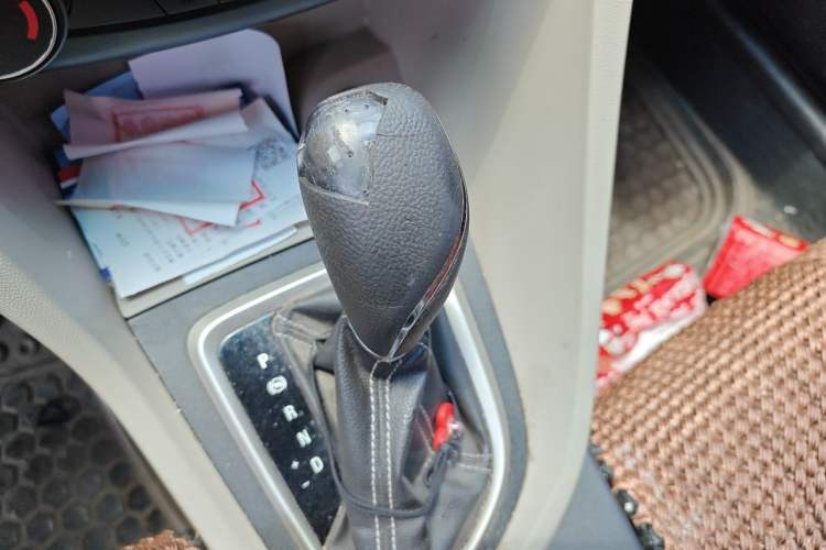 Used Buick GT 2015 15N Automatic Entry-Level Trim Gear Lever