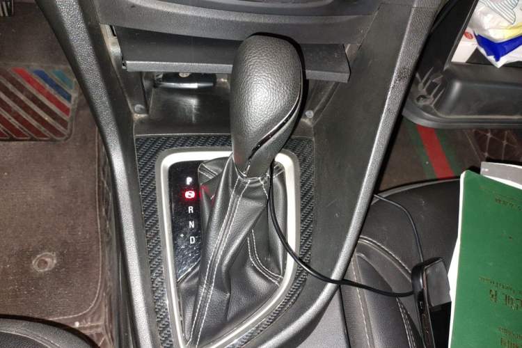 Used Buick GT 2015 15N Automatic Deluxe Edition Gear Lever