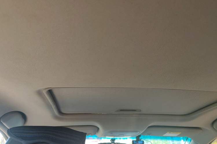 Used Buick GT 2015 15N Automatic Deluxe Edition Headliner
