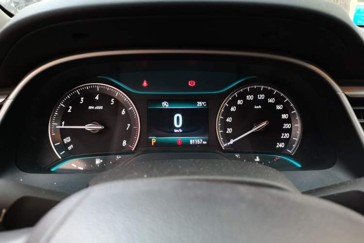 Used Buick GT 2015 15N Automatic Deluxe Edition Instrument Cluster