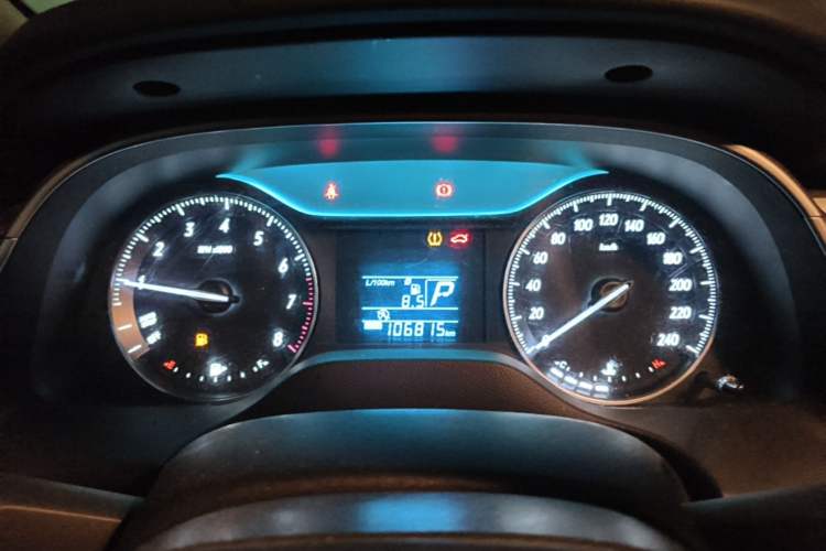 Used Buick GT 2015 15N Automatic Entry-Level Trim Instrument Cluster