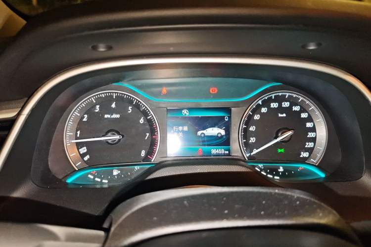 Used Buick GT 2015 15N Automatic Elite Version Instrument Cluster