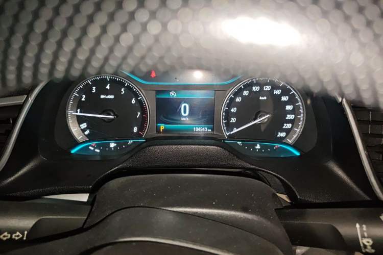 Used Buick GT 2015 15N Automatic Elite Version Instrument Cluster