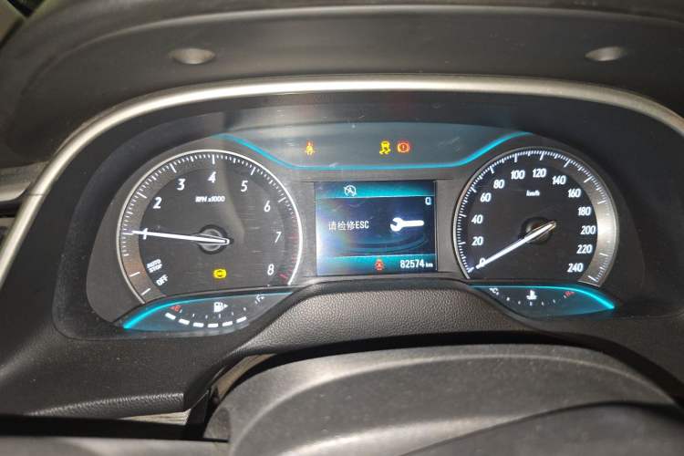 Used Buick GT 2015 15N Manual Elite Edition Instrument Cluster