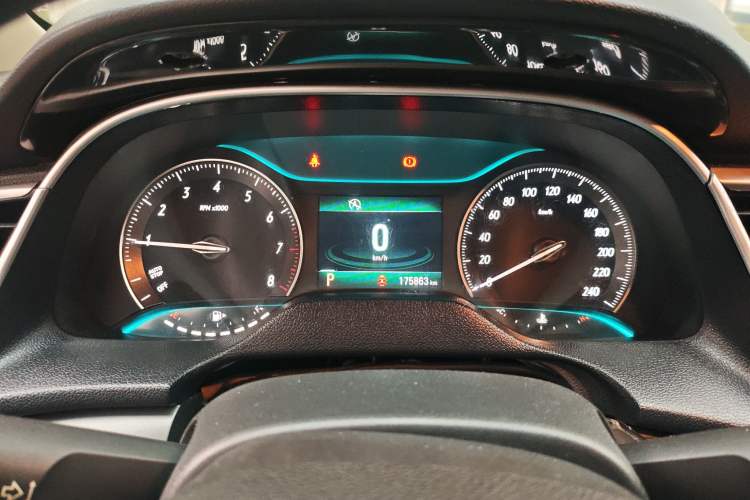 Used Buick GT 2015 15N Automatic Elite Version Instrument Cluster