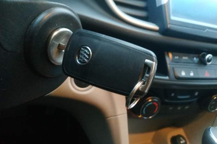 Used Buick GT 2015 15N Automatic Entry-Level Trim Interior 1