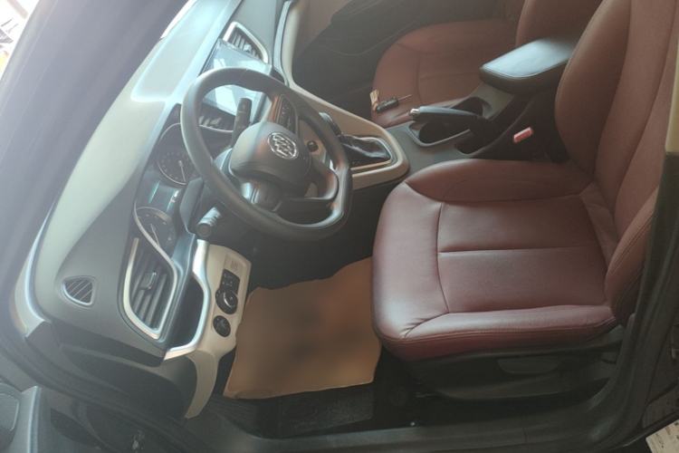 Used Buick GT 2015 15N Automatic Elite Version Left Front Seat