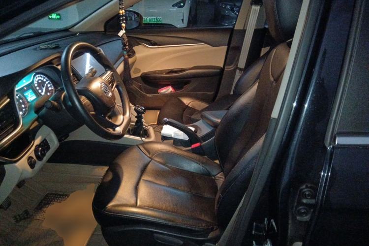 Used Buick GT 2015 15N Manual Entry-Level Trim Left Front Seat