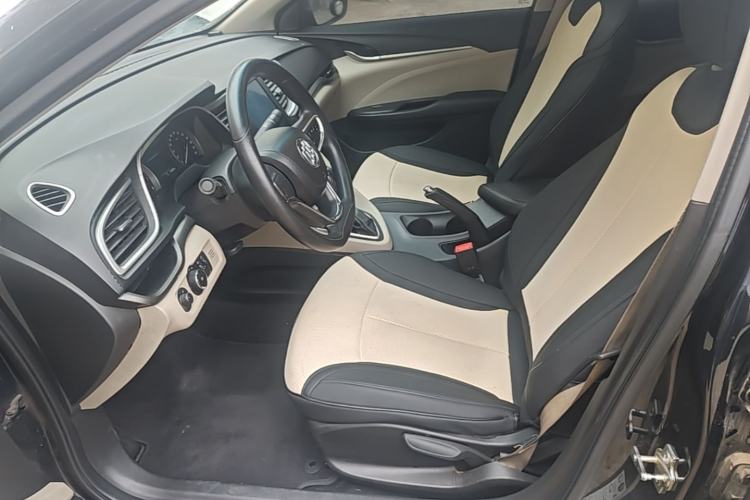 Used Buick GT 2015 15N Automatic Elite Version Left Front Seat