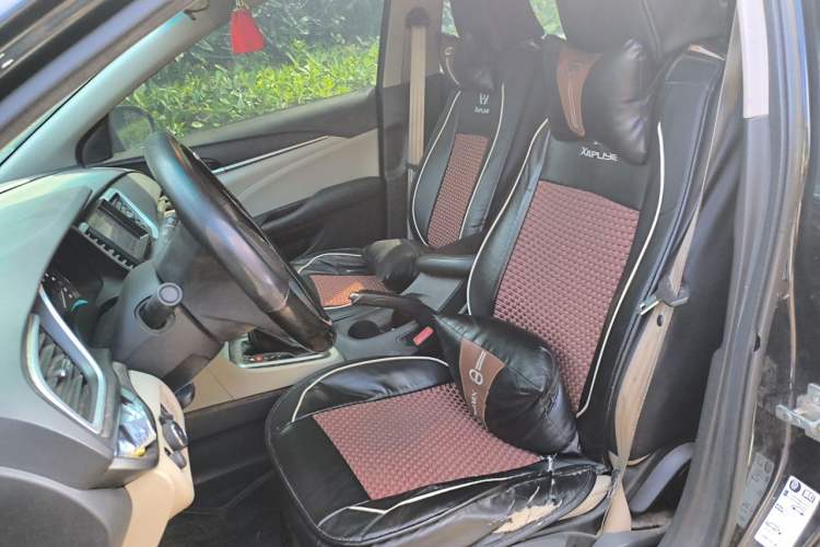 Used Buick GT 2015 15N Automatic Elite Version Left Front Seat