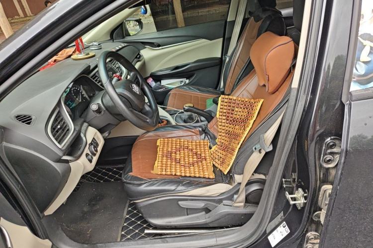 Used Buick GT 2015 15N Manual Entry-Level Trim Left Front Seat