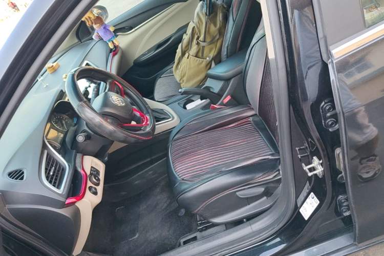 Used Buick GT 2015 15N Automatic Elite Version Left Front Seat