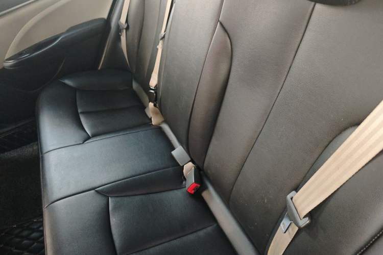 Used Buick GT 2015 18T Dual-Clutch Elite Model Left Rear Seat
