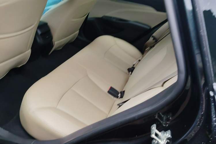 Used Buick GT 2015 15N Automatic Elite Version Left Rear Seat