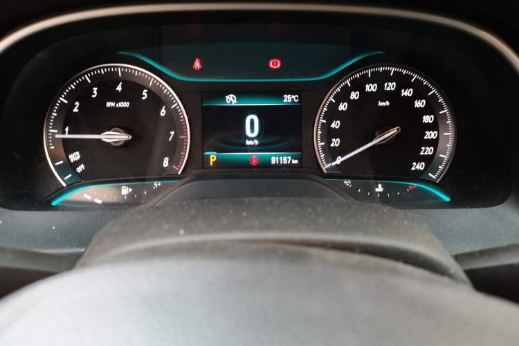 Used Buick GT 2015 15N Automatic Deluxe Edition Odometer Close Up