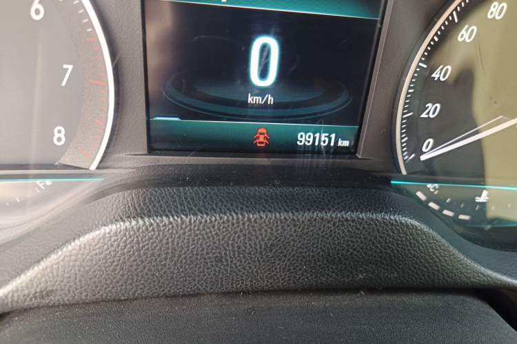 Used Buick GT 2015 15N Manual Elite Edition Odometer Close Up