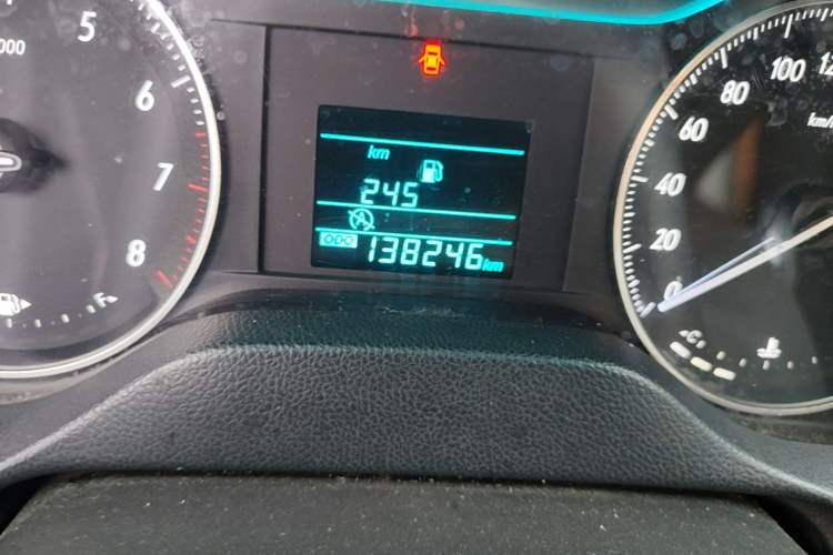 Used Buick GT 2015 15N Manual Entry-Level Trim Odometer Close Up
