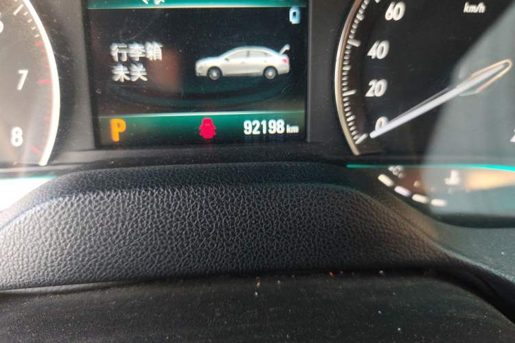Used Buick GT 2015 15N Automatic Deluxe Edition Odometer Close Up