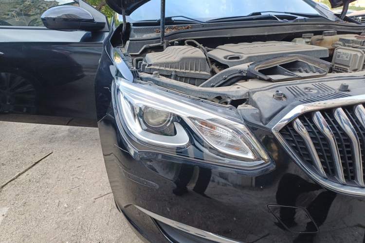 Used Buick GT 2015 15N Manual Elite Edition Right Front Headlight