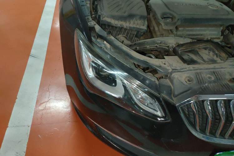 Used Buick GT 2015 15N Automatic Deluxe Edition Right Front Headlight