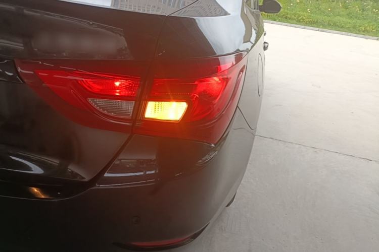 Used Buick GT 2015 15N Manual Entry-Level Trim Right Rear Taillight