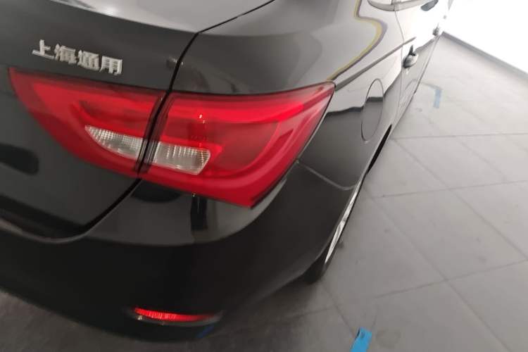 Used Buick GT 2015 15N Automatic Entry-Level Trim Right Rear Taillight