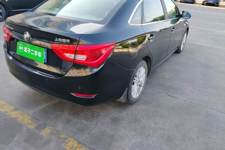 Used Buick GT 2015 15N Automatic Elite Version Right Rear Taillight