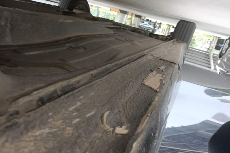 Used Buick GT 2015 15N Manual Entry-Level Trim Right Side Sill