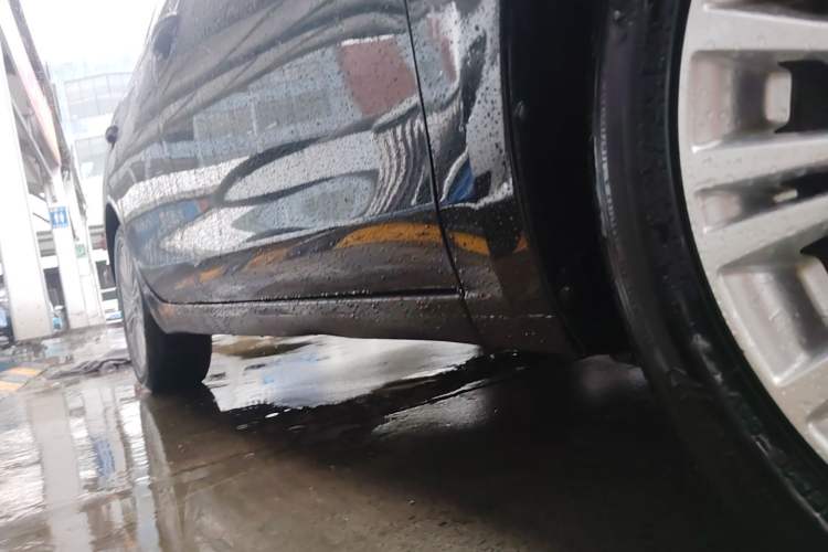 Used Buick GT 2015 15N Automatic Elite Version Right Side Sill