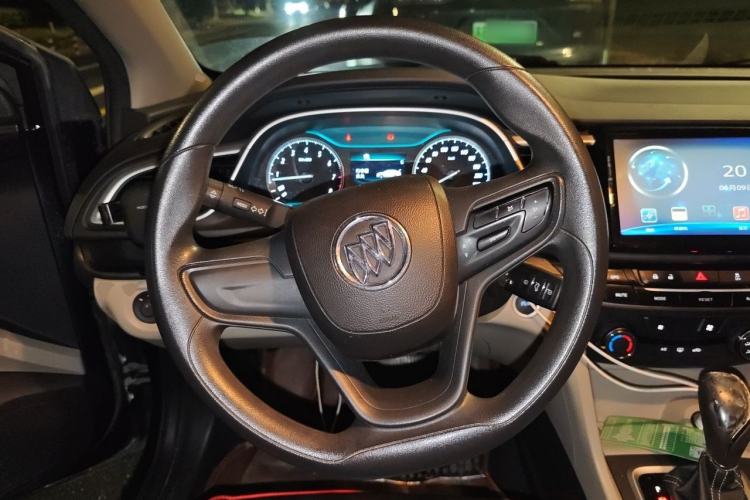 Used Buick GT 2015 15N Automatic Elite Version Steering Wheel