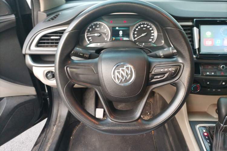 Used Buick GT 2015 15N Automatic Elite Version Steering Wheel