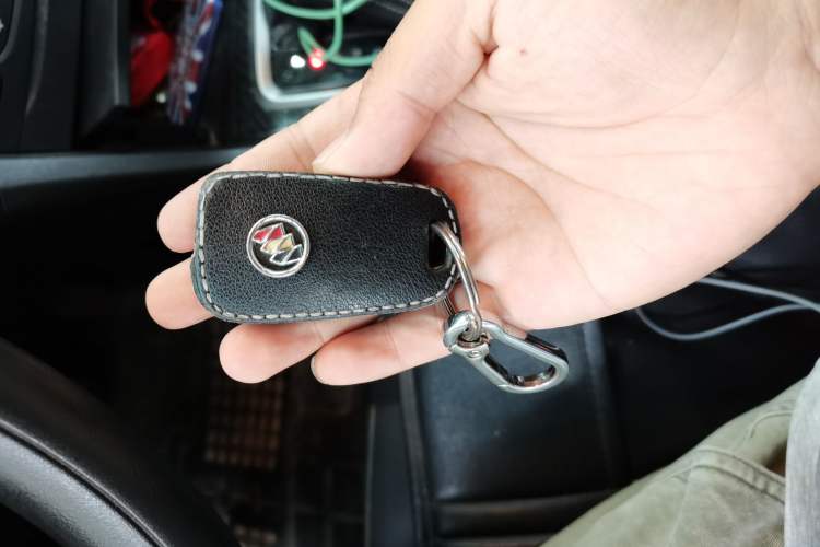 Used Buick GT 2015 15N Automatic Deluxe Edition Vehicle Key