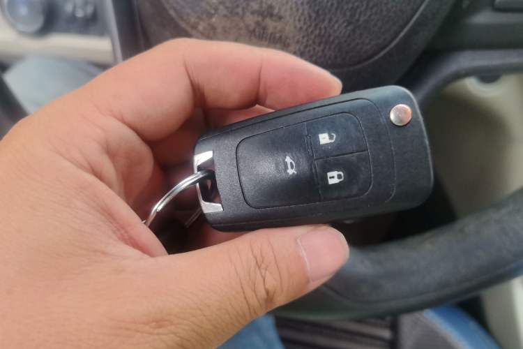Used Buick GT 2015 15N Automatic Elite Version Vehicle Key